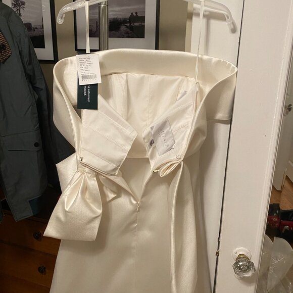 Amsale Mikado Off The Shoulder Dress - Picture 8 of 12